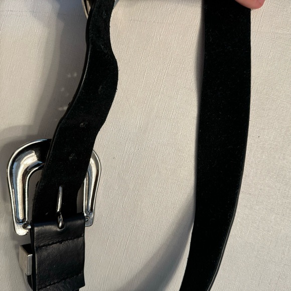 B-low the belt double belt - Picture 4 of 4